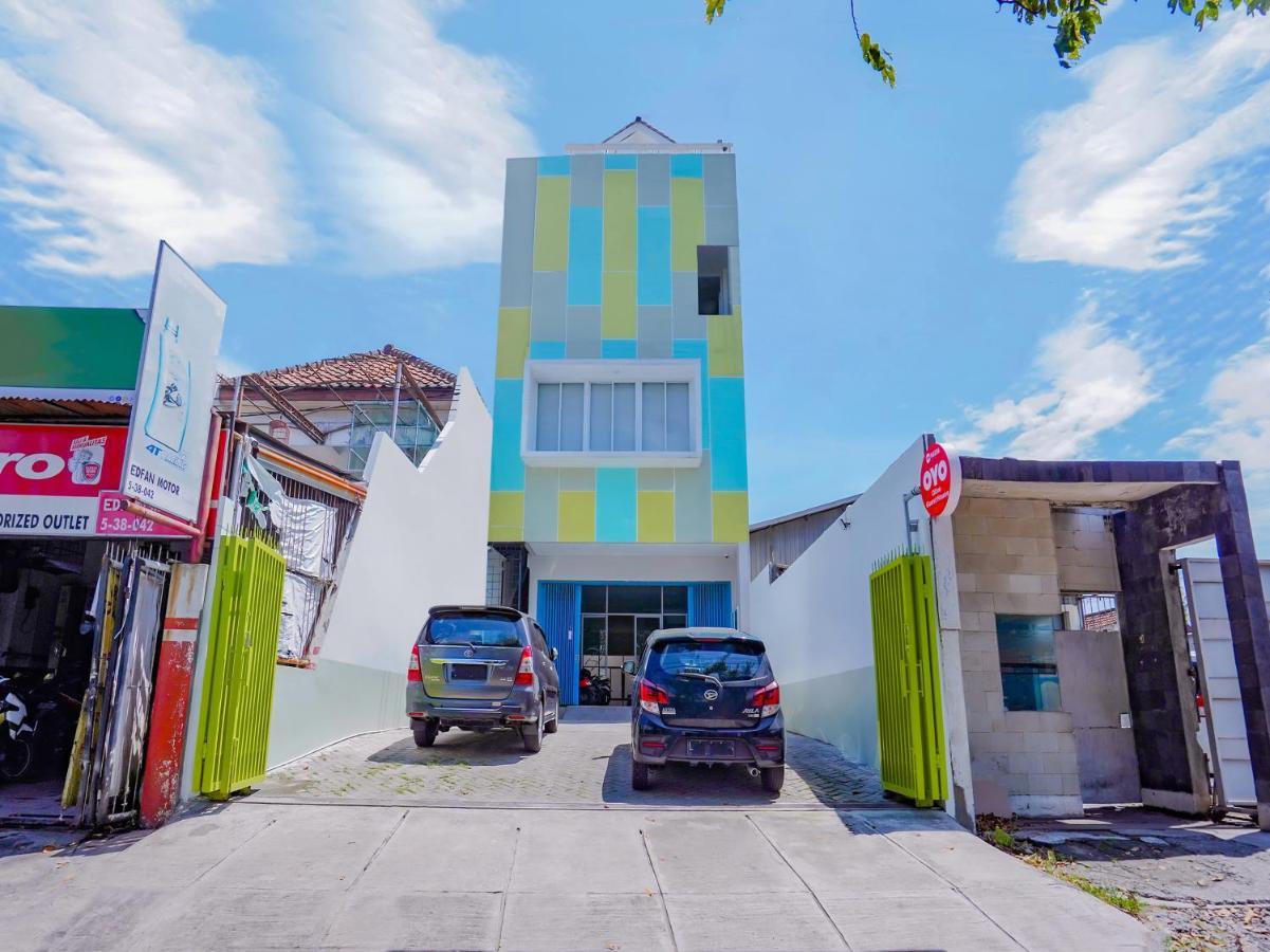 Super Oyo Capital O 90336 Olive Guest House Сурабая Экстерьер фото